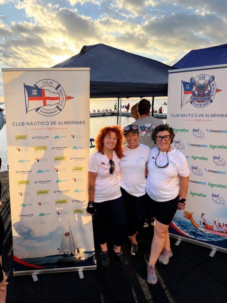 WhatsApp Image 2026 10 27 at 09.00.43 2 - El equipo de Dragon Boat del Club Náutico de Almerimar conquista el bronce femenino en su debut internacional en Murcia