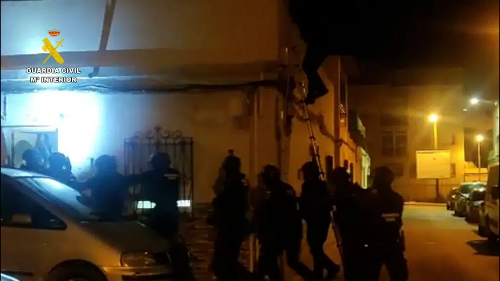 op detenidos jaen editada.00 00 03 00.Imagen fija001.jpg - Registros en seis provincias y armas de fuego incautadas: así fue la detención de los Lateros por el tiroteo de Huelma