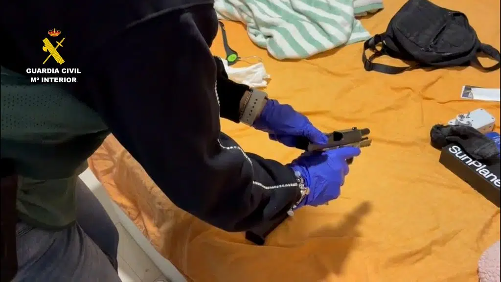 op detenidos jaen editada.00 00 12 03.Imagen fija003.jpg - Registros en seis provincias y armas de fuego incautadas: así fue la detención de los Lateros por el tiroteo de Huelma