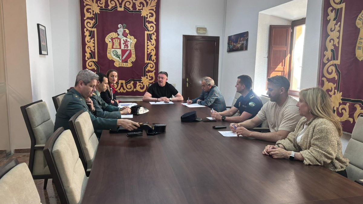 Reunión de la Junta Local de Seguridad en Berja para renovar su adhesión al sistema VioGén