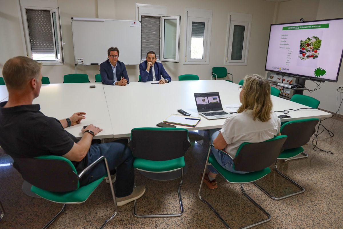 Visita a Ramiro Arnedo. /DC