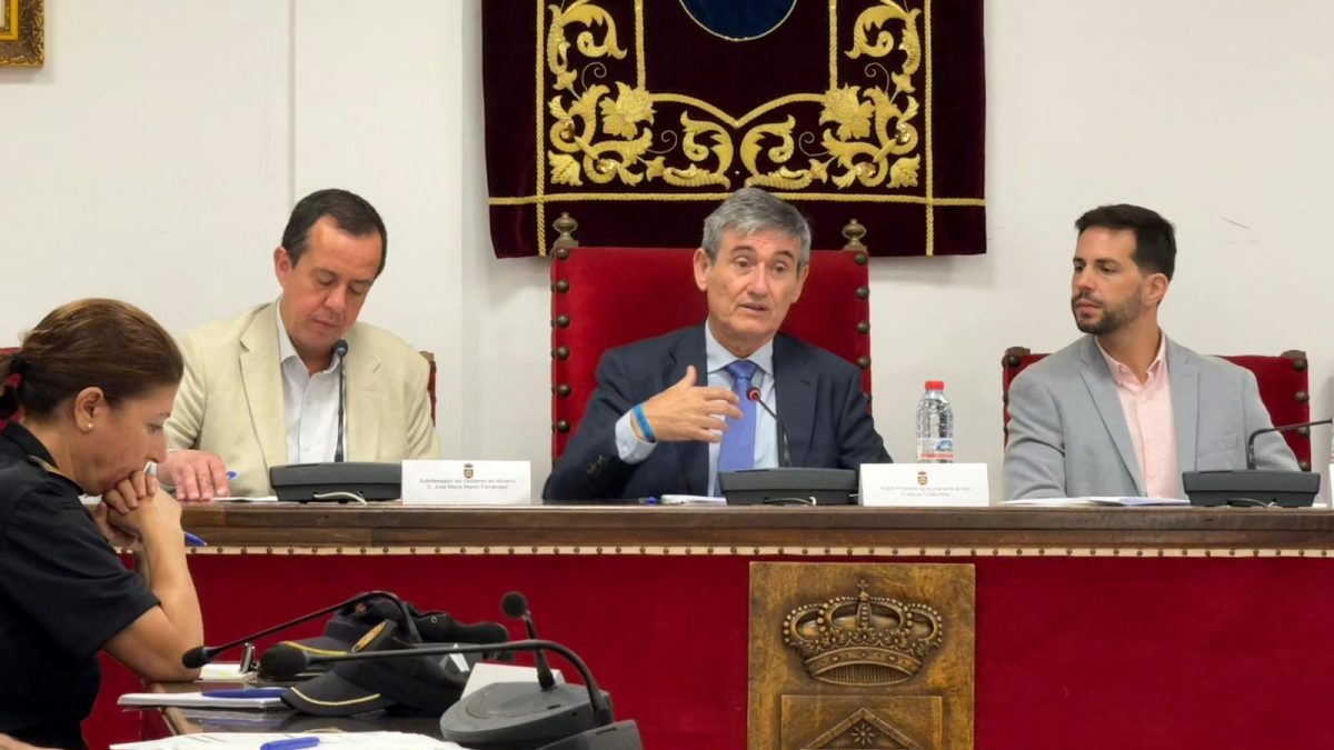 El alcalde de Adra solicita más presencia de la Guardia Civil en la Junta Local de Seguridad