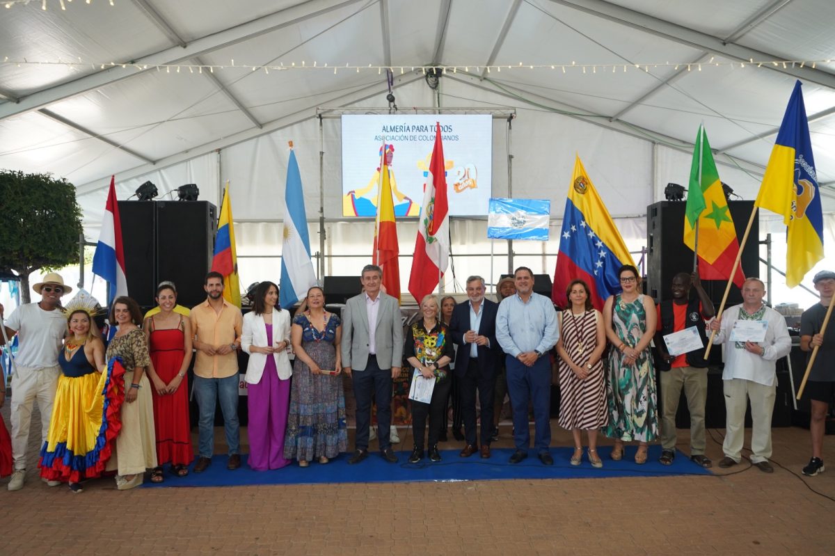 Adra reúne los sabores y tradiciones de más de once países en el Festival Gastronómico Latino-Abderitano