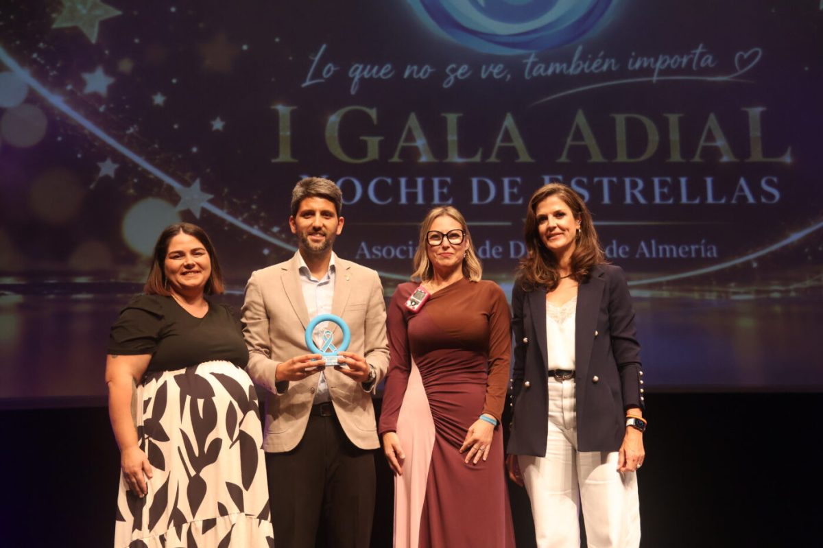 La I Gala Adial otorga al Ayuntamiento el Premio a la Institución Comprometida de 2026