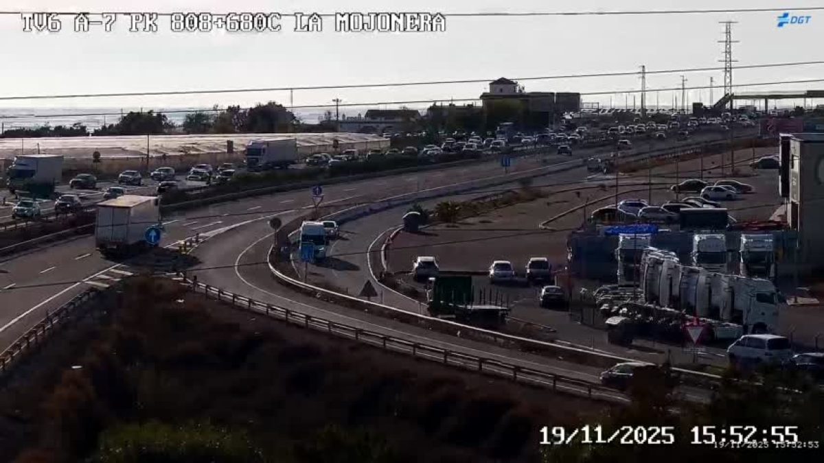 Imágenes en directo de las cámaras de vigilancia de la DGT. /DC