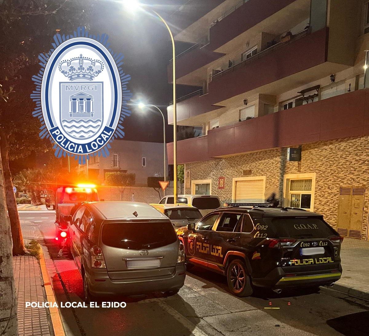 Intervención del GOAP contra un taxi pirata. /DC