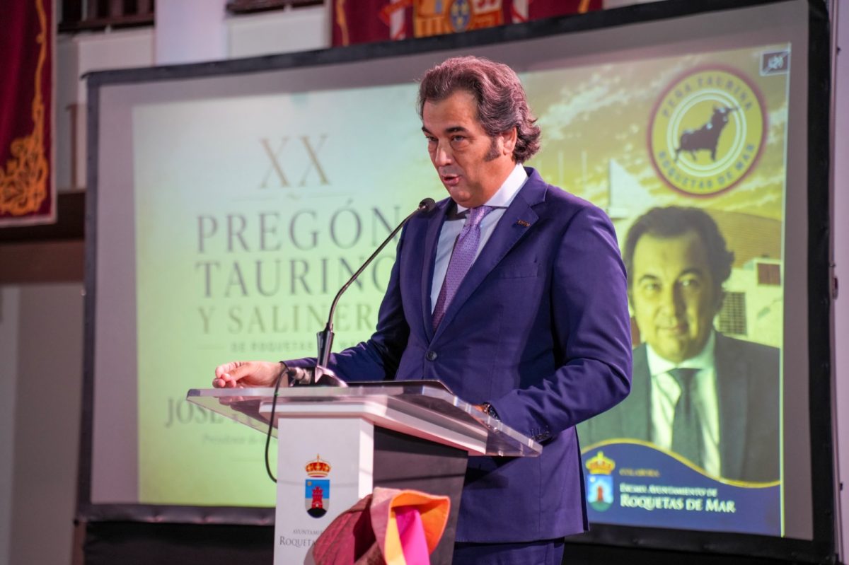 José Miguel Luque Teruel proclama el XX Pregón Taurino de Roquetas de Mar