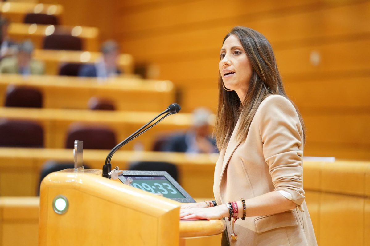 Carmen Belén López Zapata en el Senado