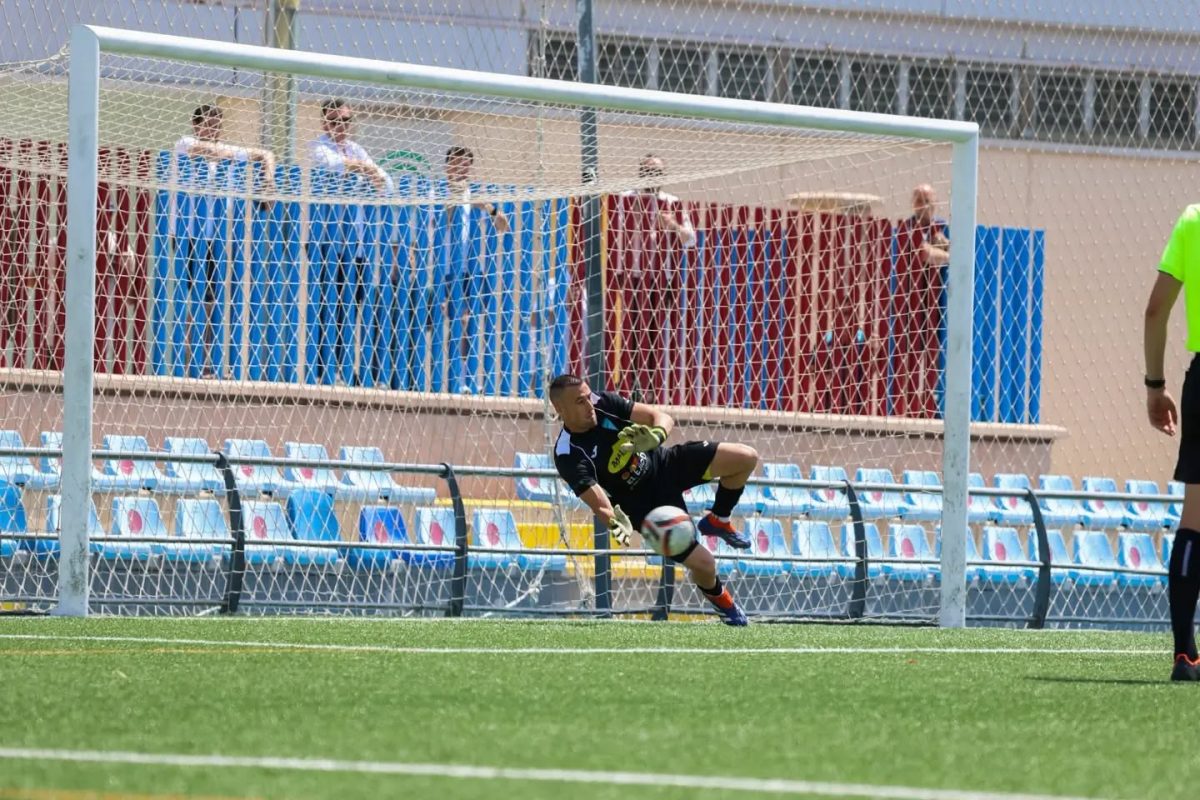 Ángel fue el mejor en los penaltis. /TITO_FLOOW