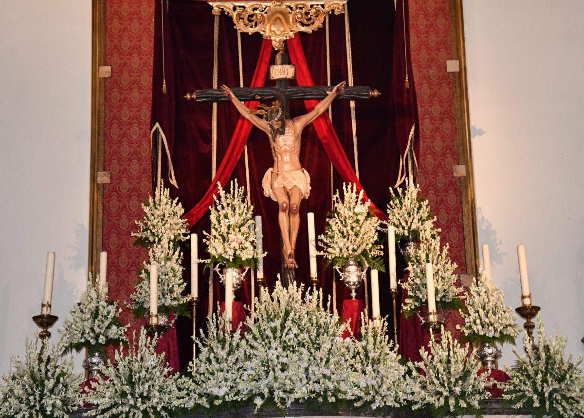 Altar del Stmo. Cristo de la Luz de Dalías. /F. L. V.
