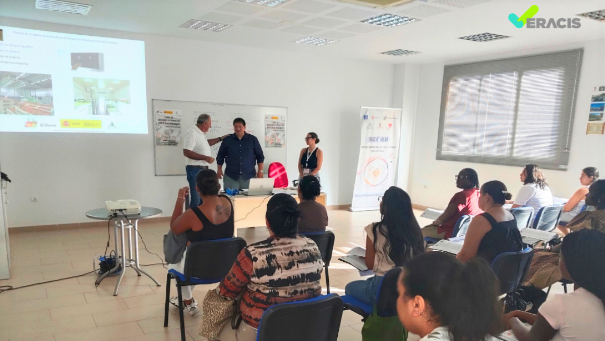 Curso de Envasado de Productos Hortícolas en Almacén impartido en la Casa de la Juventud