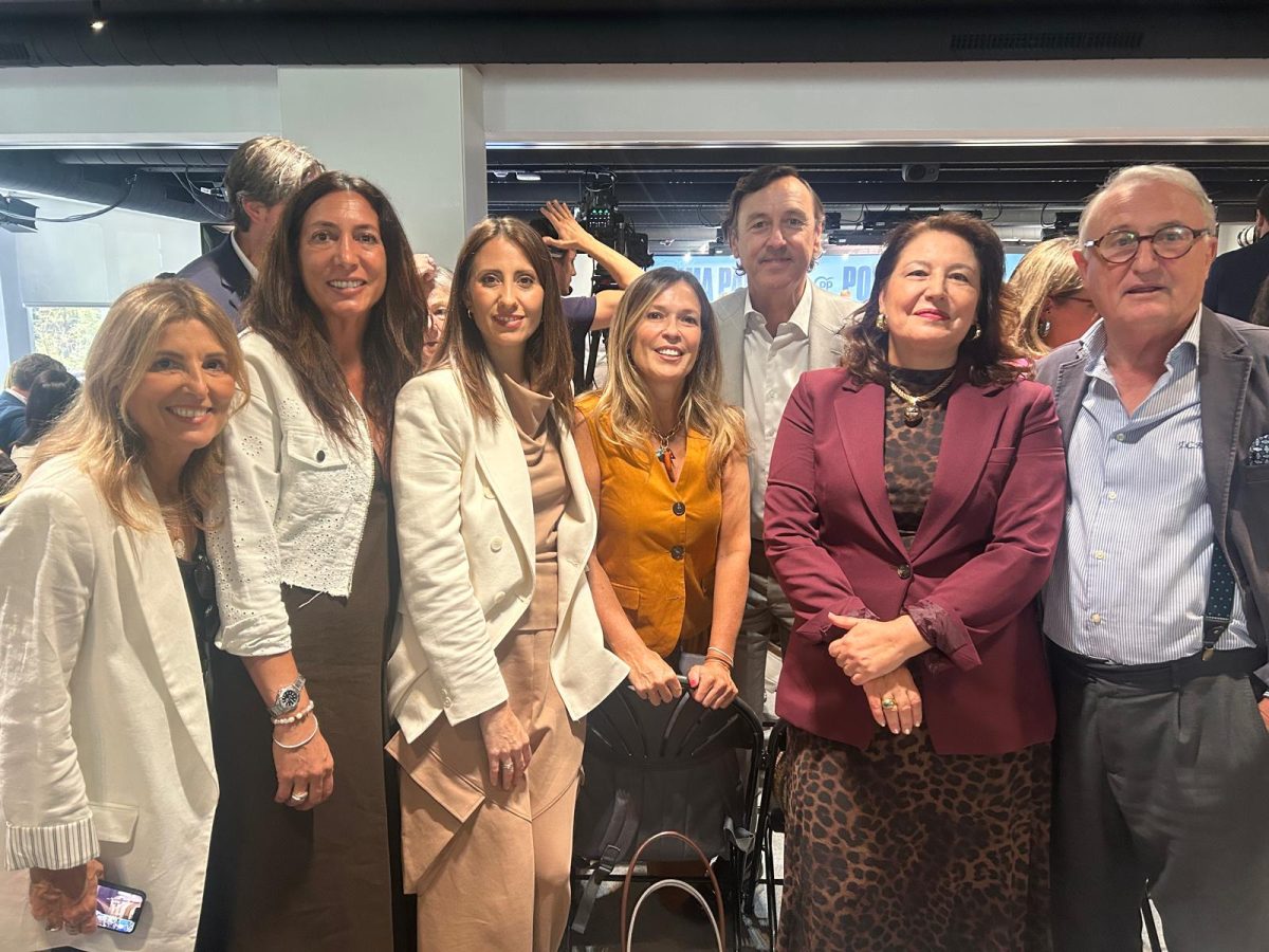 'Populares' de Almería en la reunión de la Junta Directiva Nacional