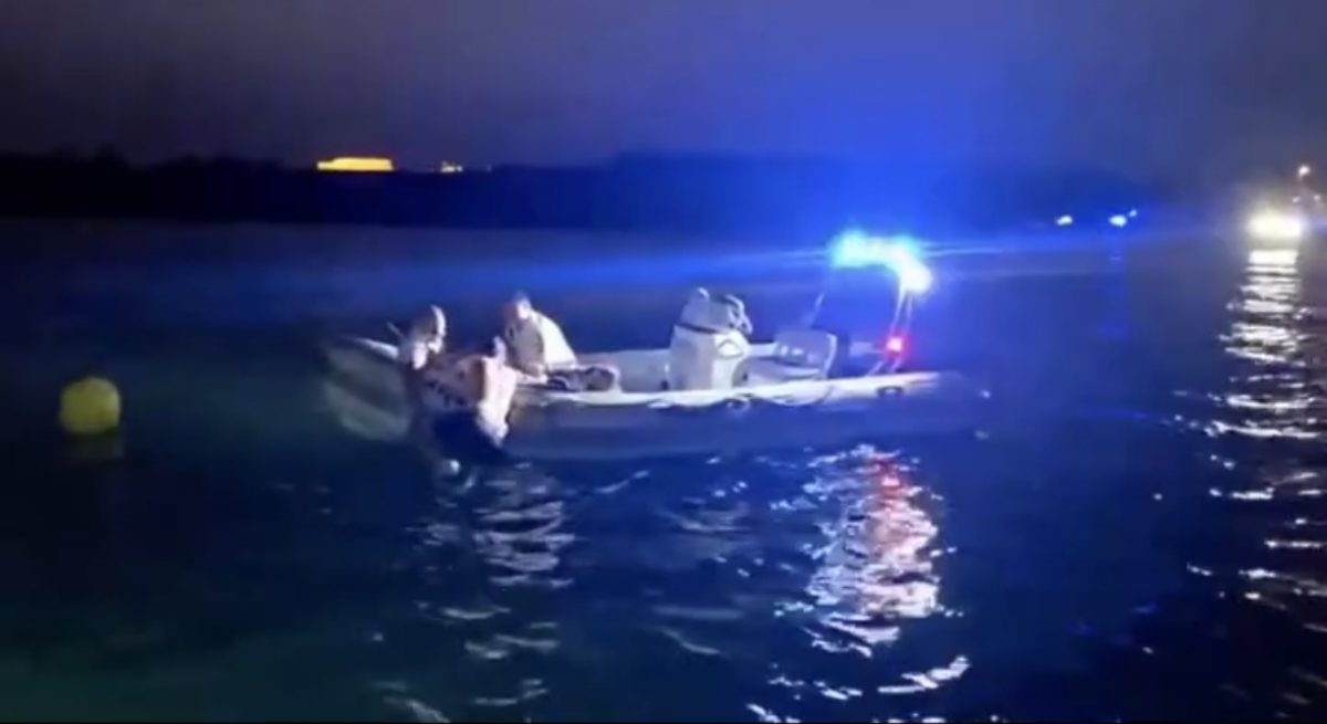 Rescate a los bañistas en Guardias Viejas. /DC