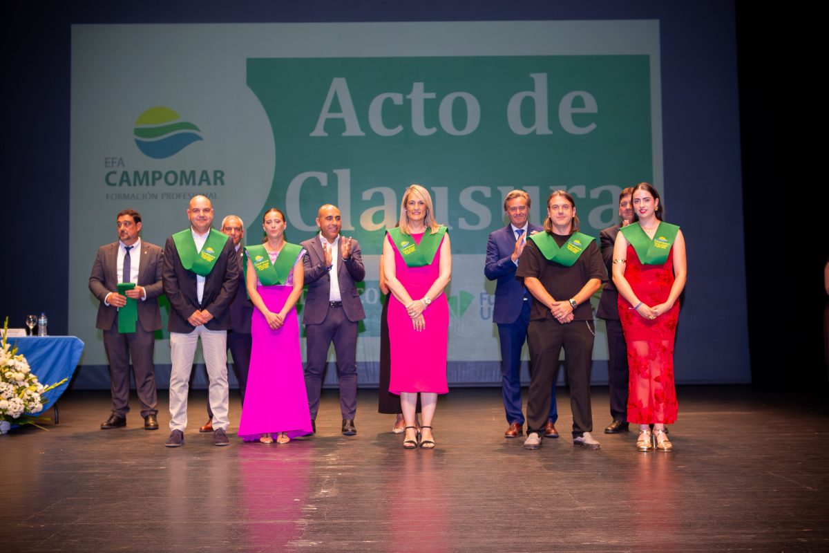 Alumnas graduadas en EFA Campomar. /DC