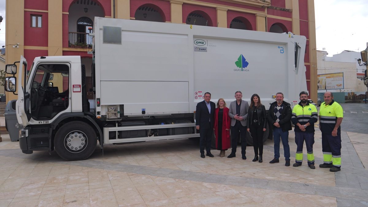 Nuevo camion de recogida de residuos en Berja