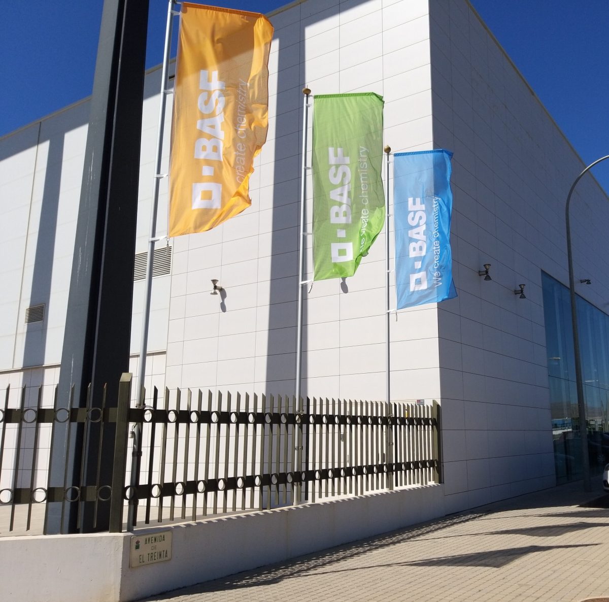 Oficinas actuales en Santa Mª del Águila