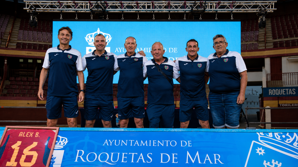 Equipo de profesores de la Escuela Municipal de Fútbol de Roquetas. /DC