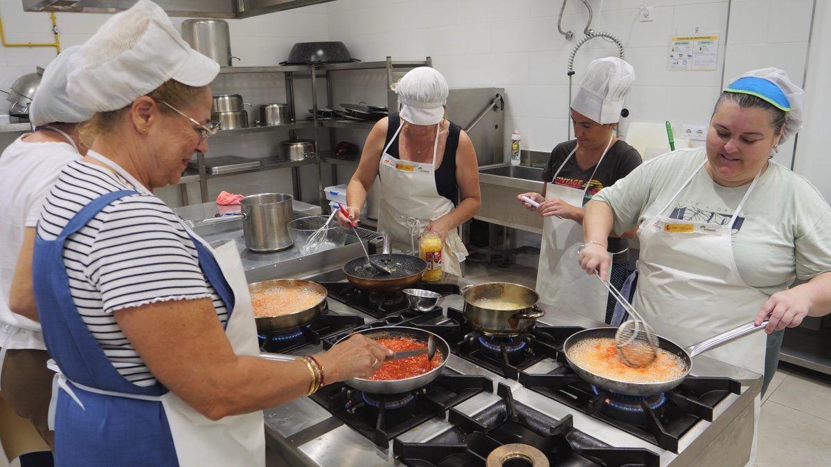 Taller conservas vegetales en Berja.