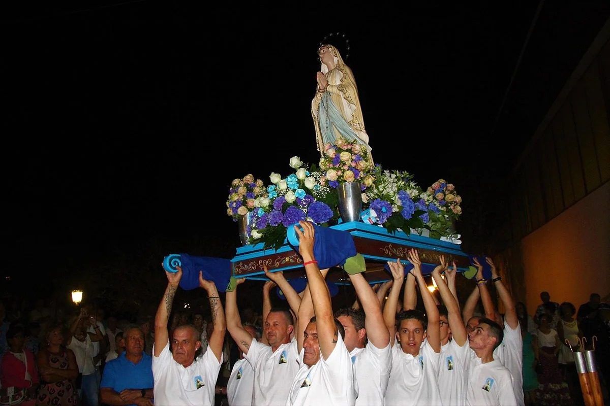 Virgen de Lourdes