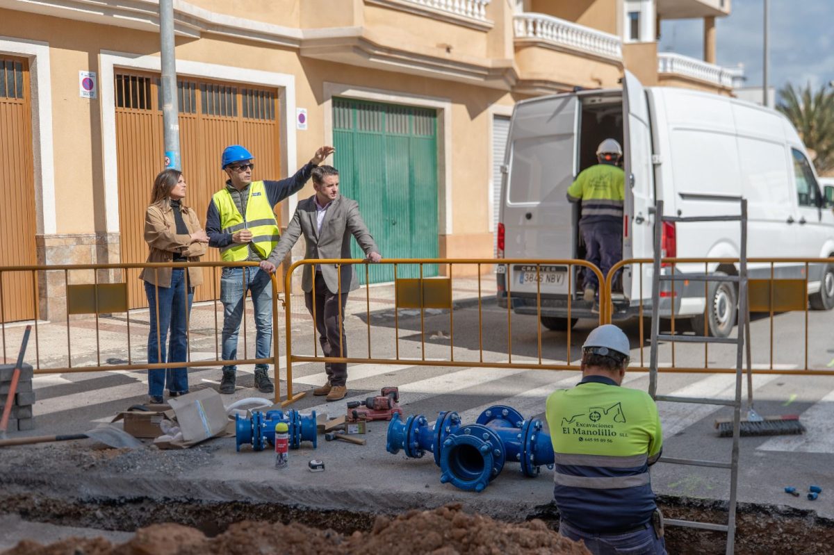 La concejal de Presidencia Rocío Sánchez  ha comprobado in situ el avance de las obras. /DC