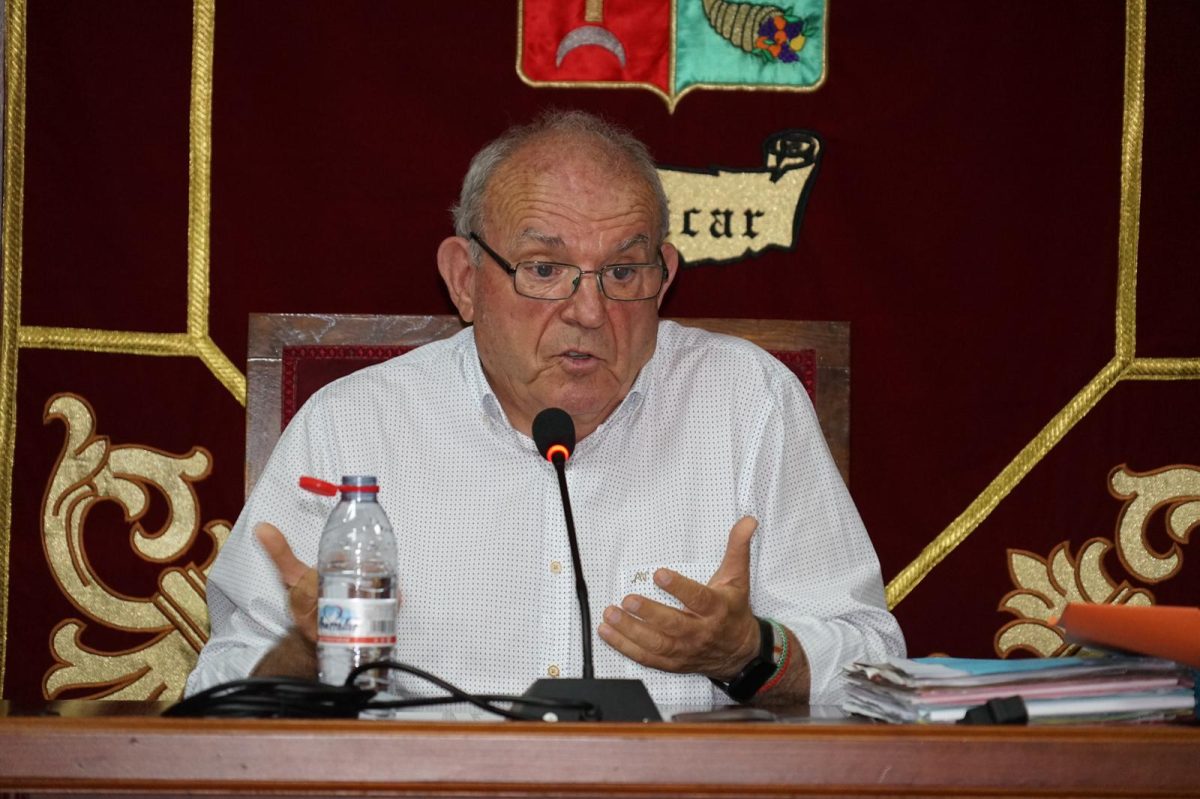 Antonio Bonilla, alcalde de Vícar, en Pleno