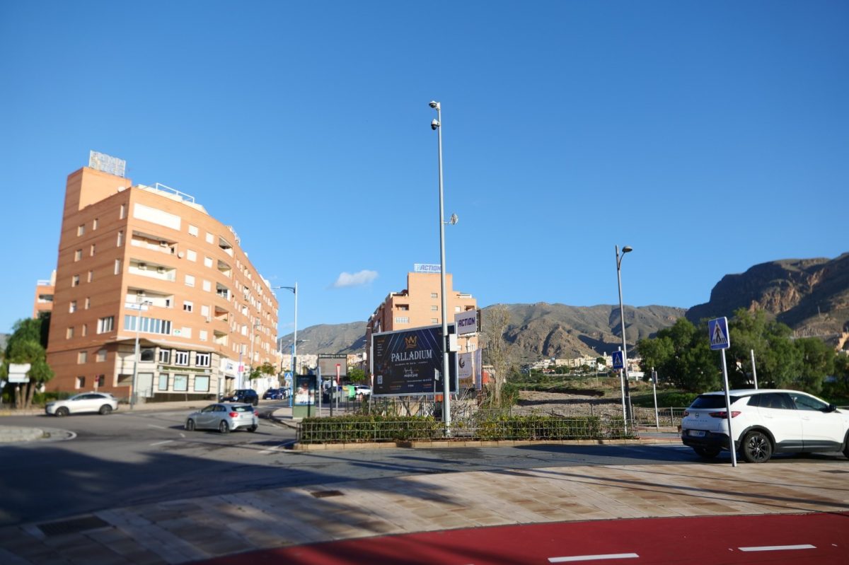 Roquetas adjudica el servicio de mantenimiento de cámaras de tráfico y paneles de información viaria