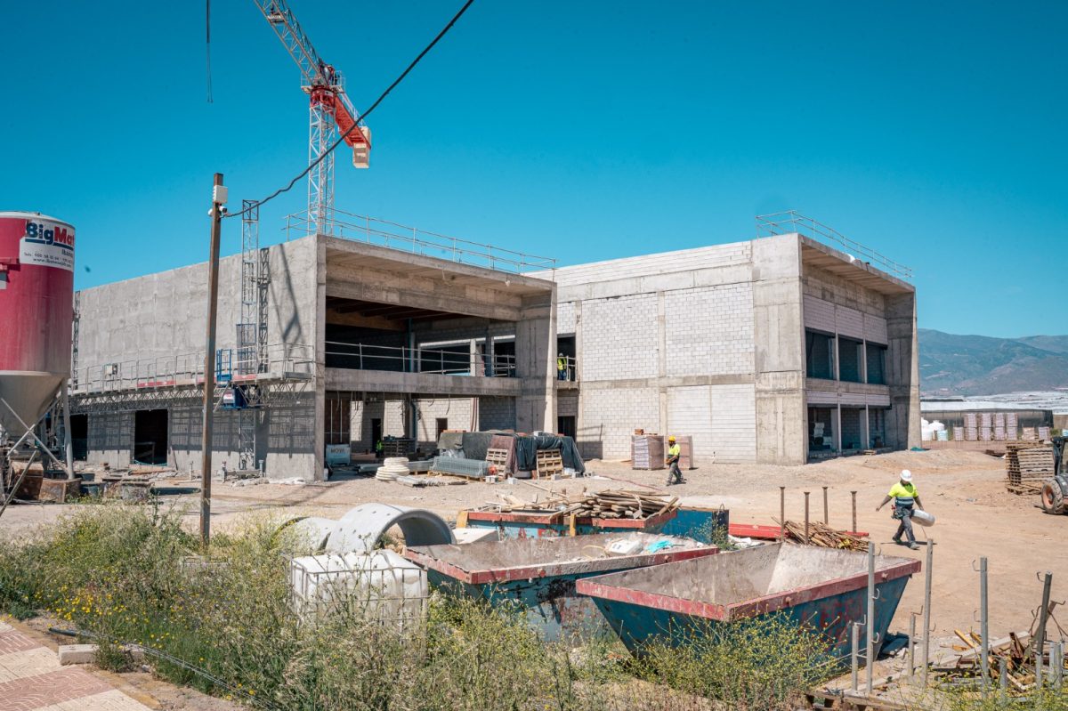 Así avanzan las obras en el centro deportivo de Roquetas. /DC