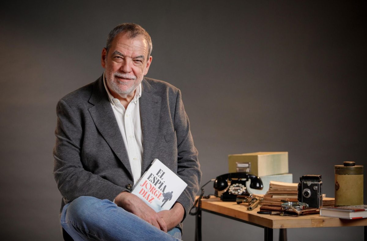 El autor Jorge Díaz, que forma parte de Carmen Mola