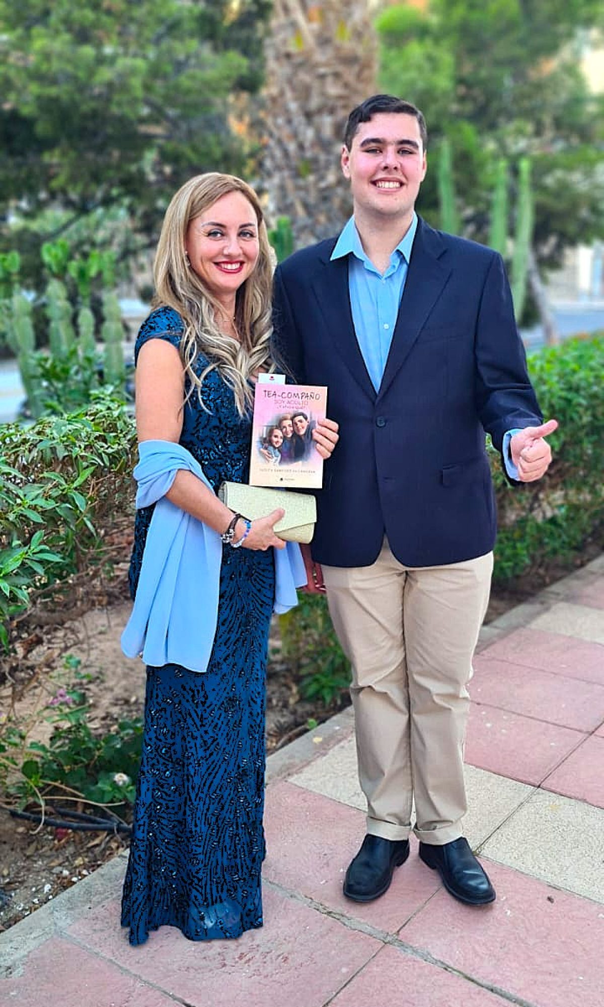 Judith Sánchez con su hijo Alex