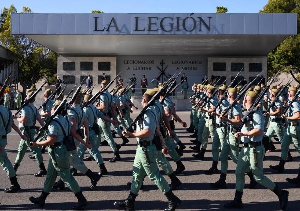 Acto de la Legión en una foto de archivo