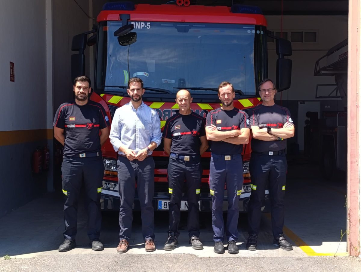 Bomberos del Poniente reconoce la labor de José Antonio Romero