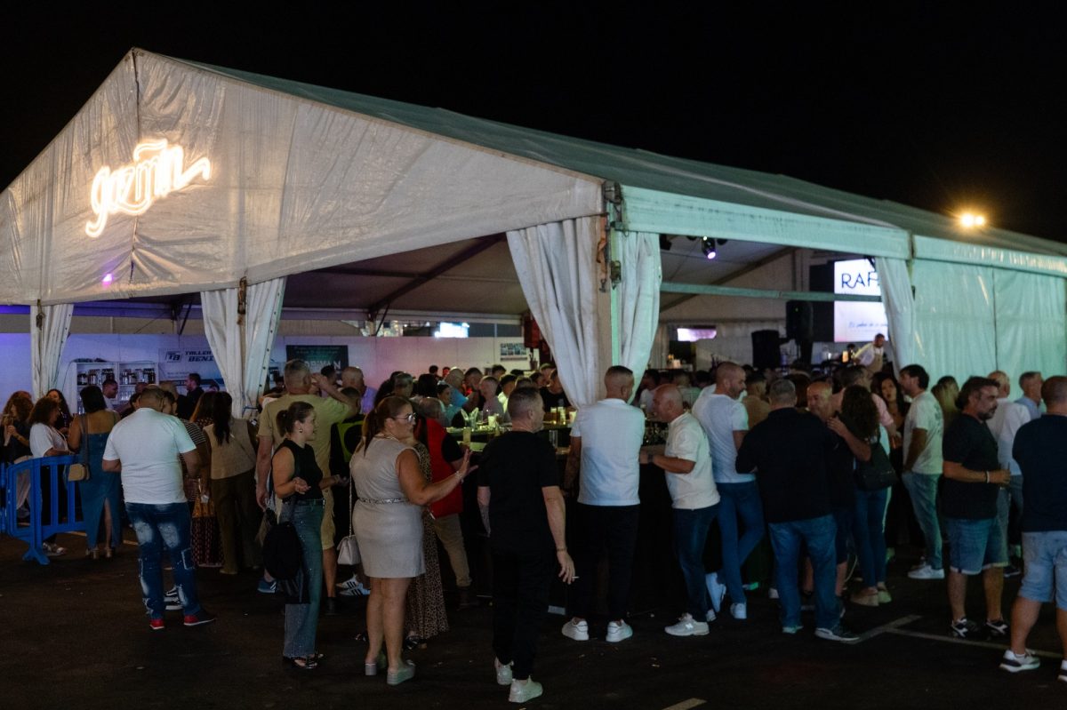 Recinto ferial de Roquetas de Mar durante las fiestas en honor a la Virgen del Rosario