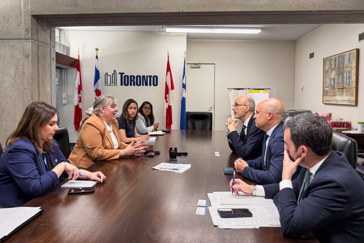 Reunión en Toronto