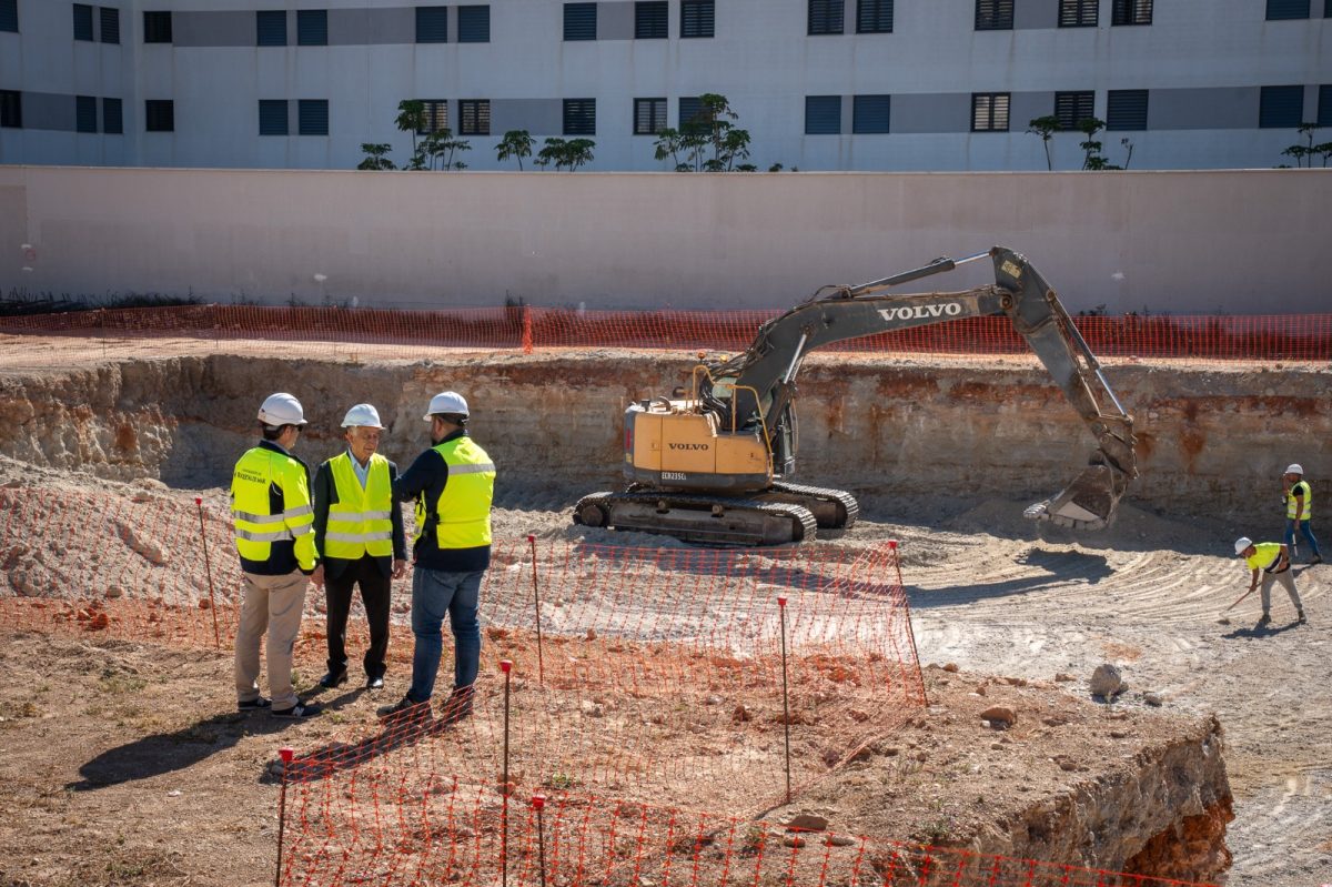 Visita de Amat a las obras de la nueva sede judicial. /DC