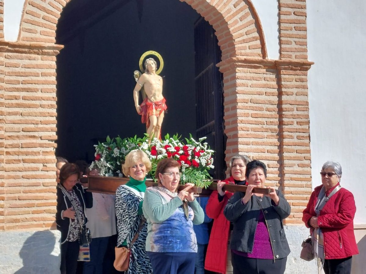 El barrio de la Ermita de Adra celebra su fiestas en honor a San Sebastián