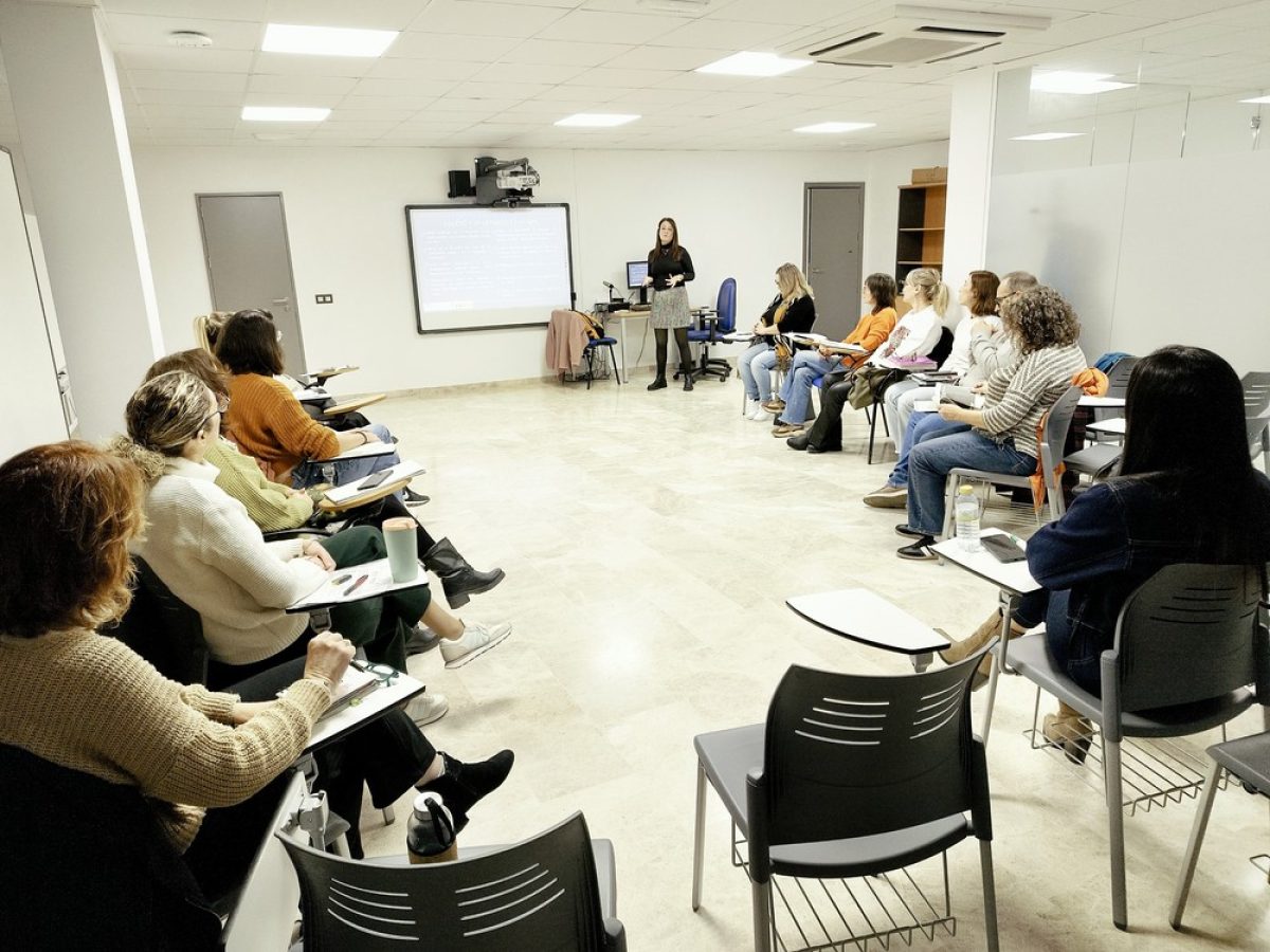 Distrito Sanitario Poniente de Almería reafirma su compromiso contra la violencia de género