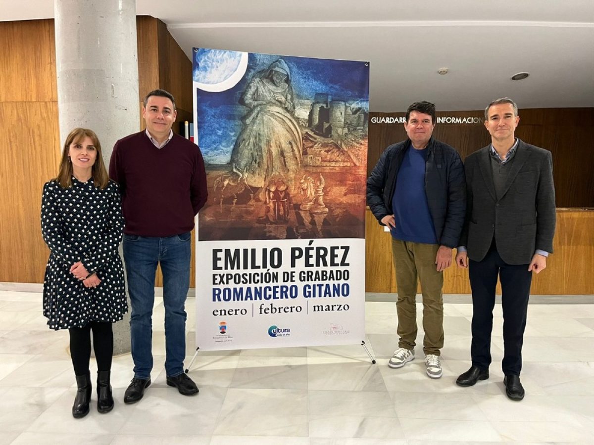 La exposición \"Romancero Gitano\" rinde homenaje al poeta Federico García Lorca en el Teatro Auditorio de Roquetas