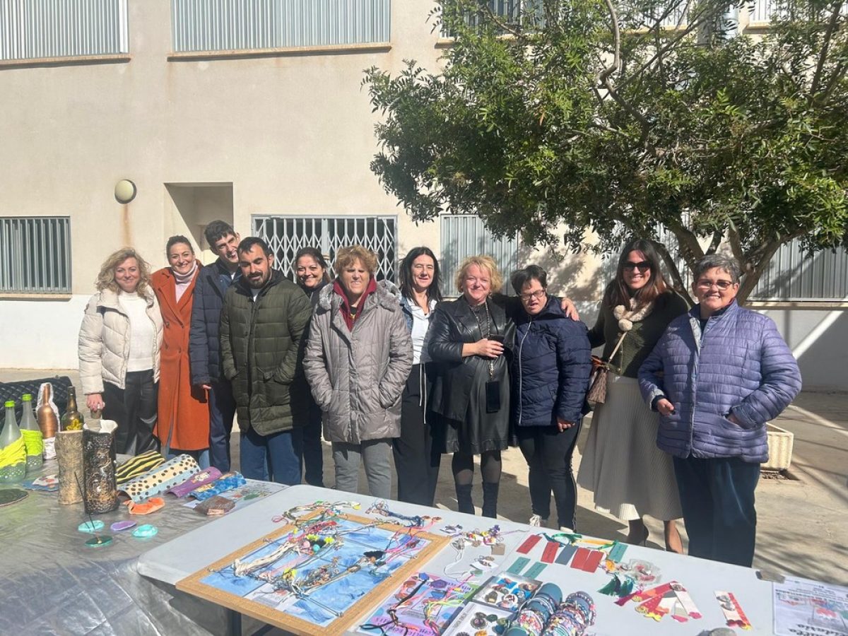 La IV Semana de la Inclusión del IES Santo Domingo cuenta con talleres, exposiciones, deporte, juegos y charlas para promover una mayor aceptación y apoyo mutuo