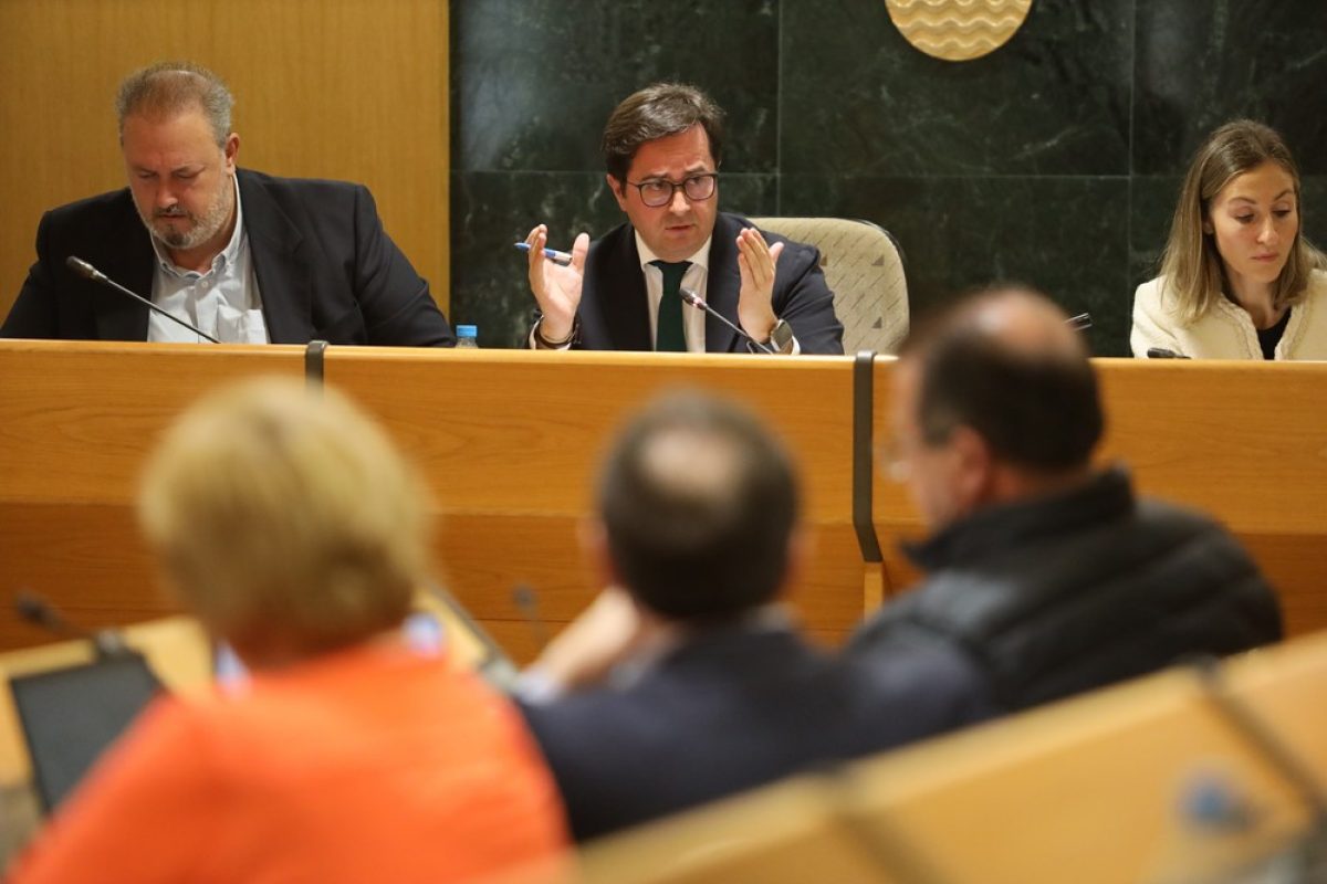 El Pleno solicita al Gobierno de España que acelere las negociaciones para la reapertura del mercado de EE.UU. a las exportaciones de pimiento