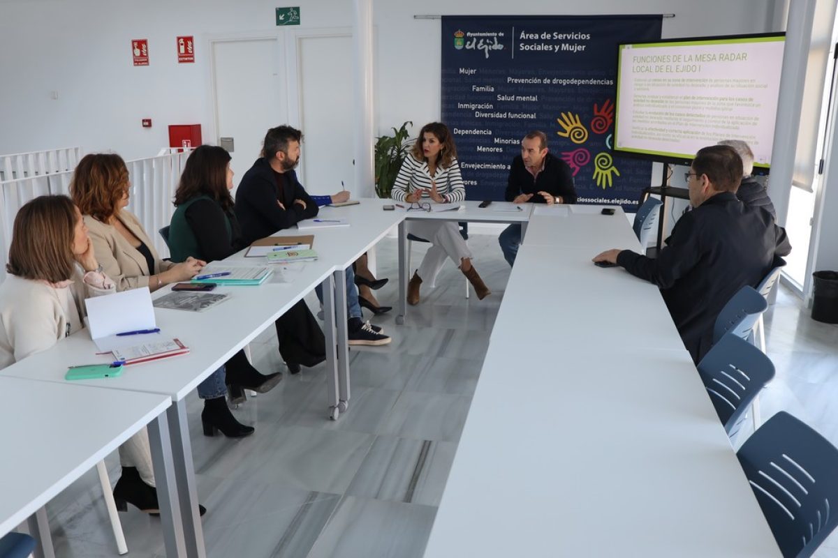Servicios Sociales de El Ejido organiza una jornada de convivencia para las Fiestas de San Marcos dentro del programa de \'La Soledad No Deseada\'