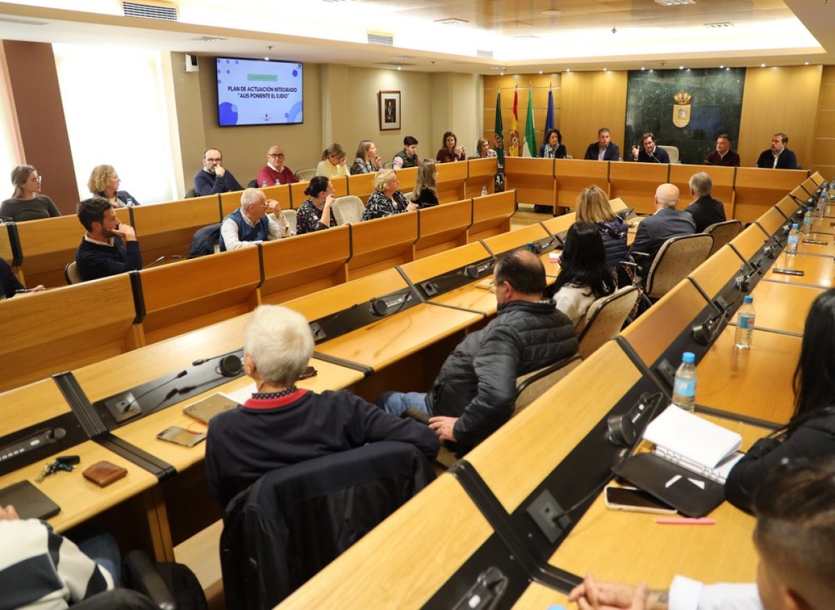 El Ayuntamiento acoge una jornada participativa para la validación del Plan de Actuación Integrado (PAI) del Área Urbana Funcional supramunicipal \'Poniente-El Ejido\' elaborada por la Diputación
