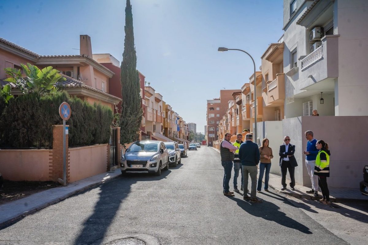 Una inversión de 440.000 euros para renovar las redes de la calle Enrique Granados en Aguadulce