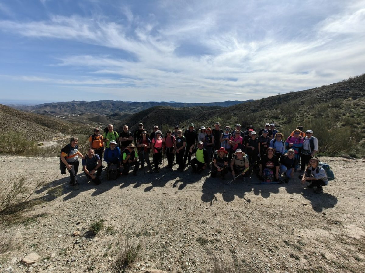Los senderistas de \'Deporte y Naturaleza\' visitaron los Molinos de Lubrín