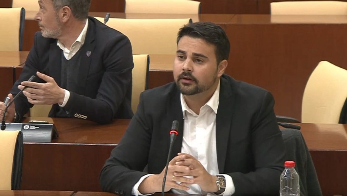 El PSOE lamenta que \"el PP vuelve a traicionar a la comarca y a incumplir sus compromisos con el Hospital Universitario de Poniente\"