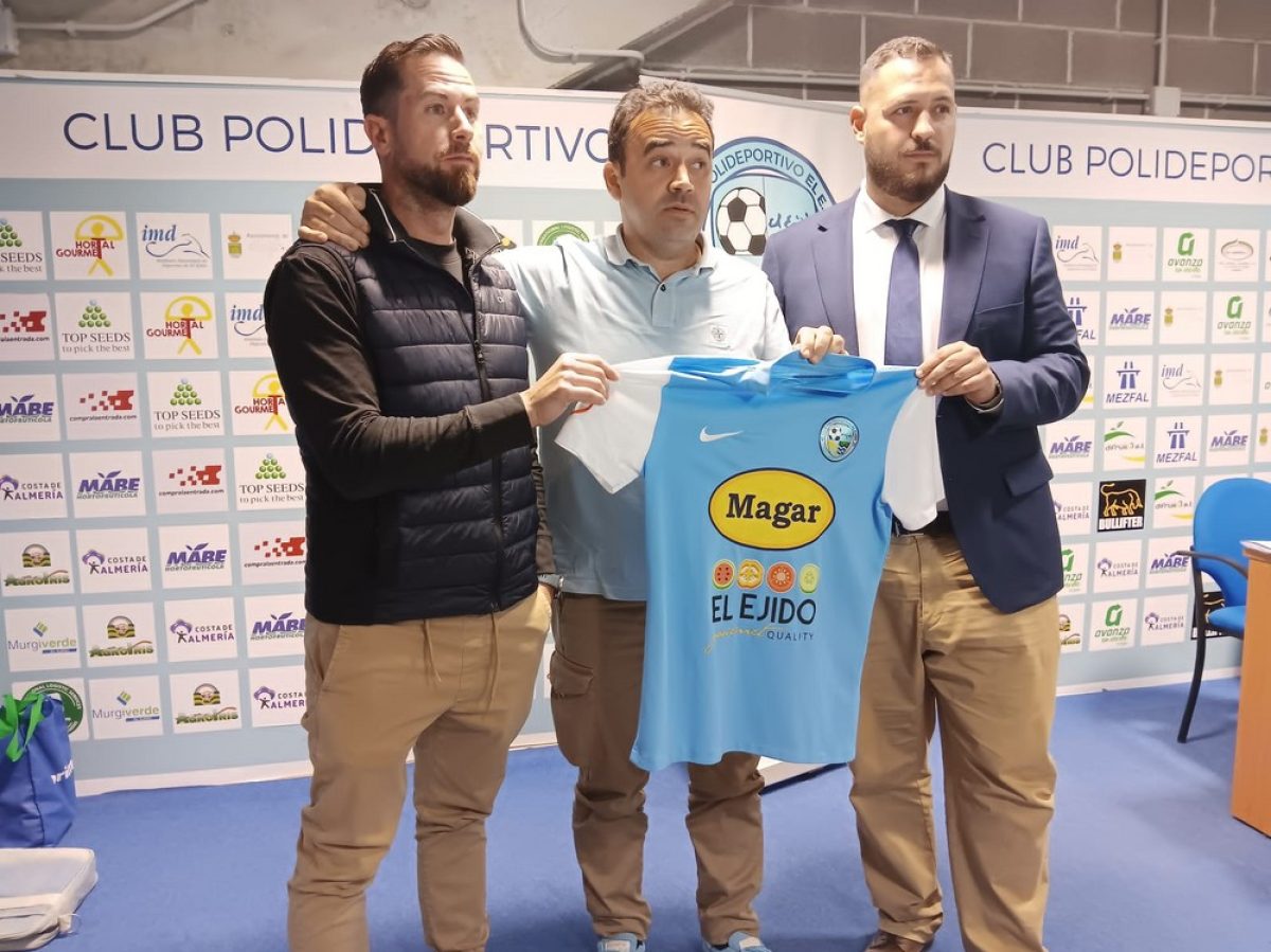 Mateo MartÃ­n, en el centro