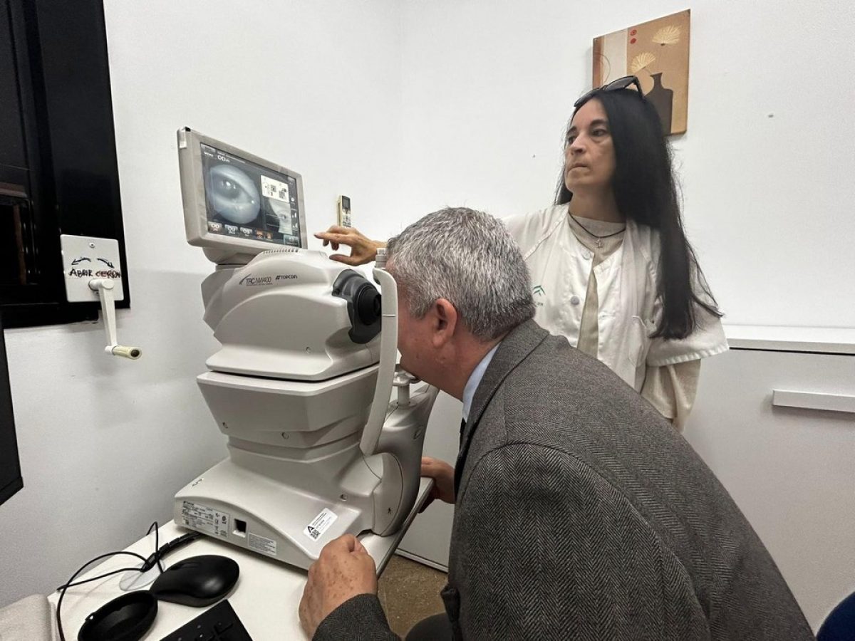 Salud destina más de 500.000 euros en material electromédico en el Distrito Sanitario Poniente