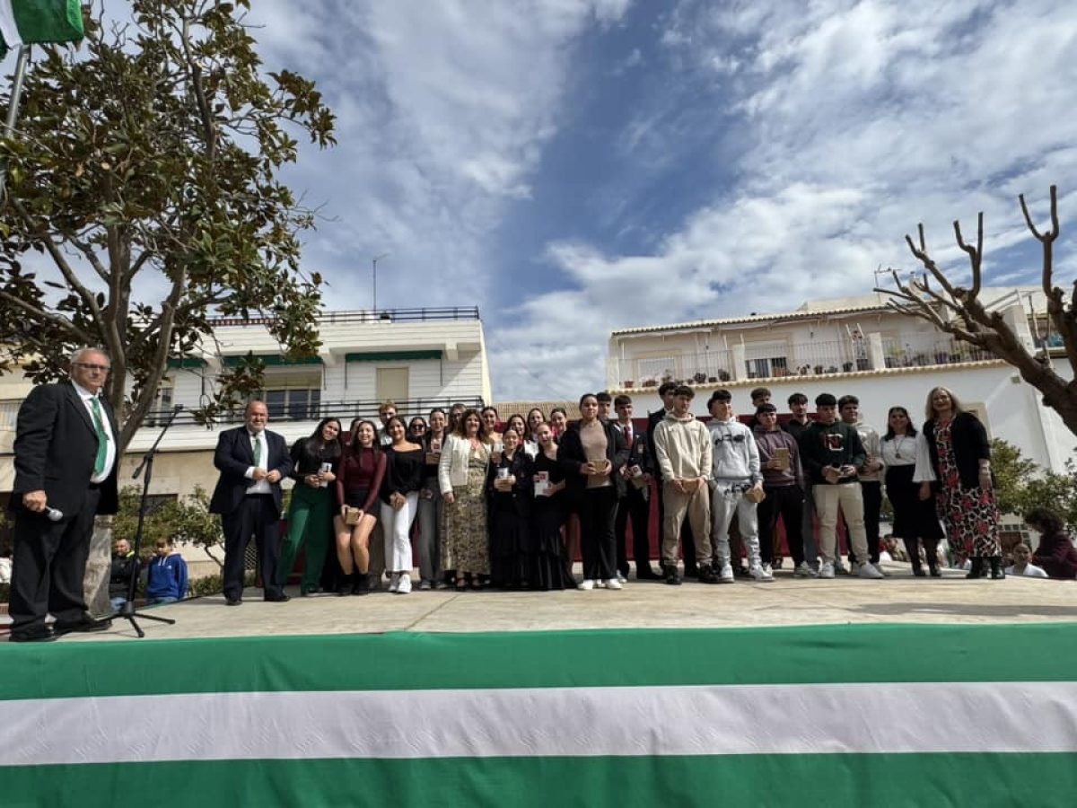 Dalías conmemora el Día de Andalucía con una jornada llena de música, gastronomía y cultura