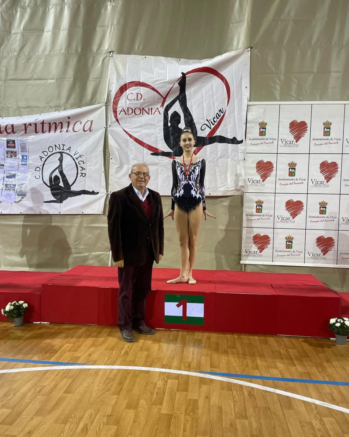 Rítmica Poniente gana cinco medallas en el Torneo Adonia