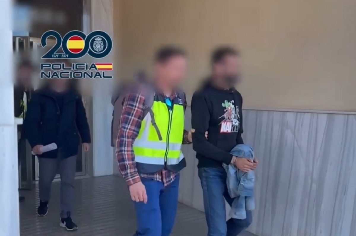 Detienen en Roquetas a unos ciberestafadores con un botín de más de 42.000 euros