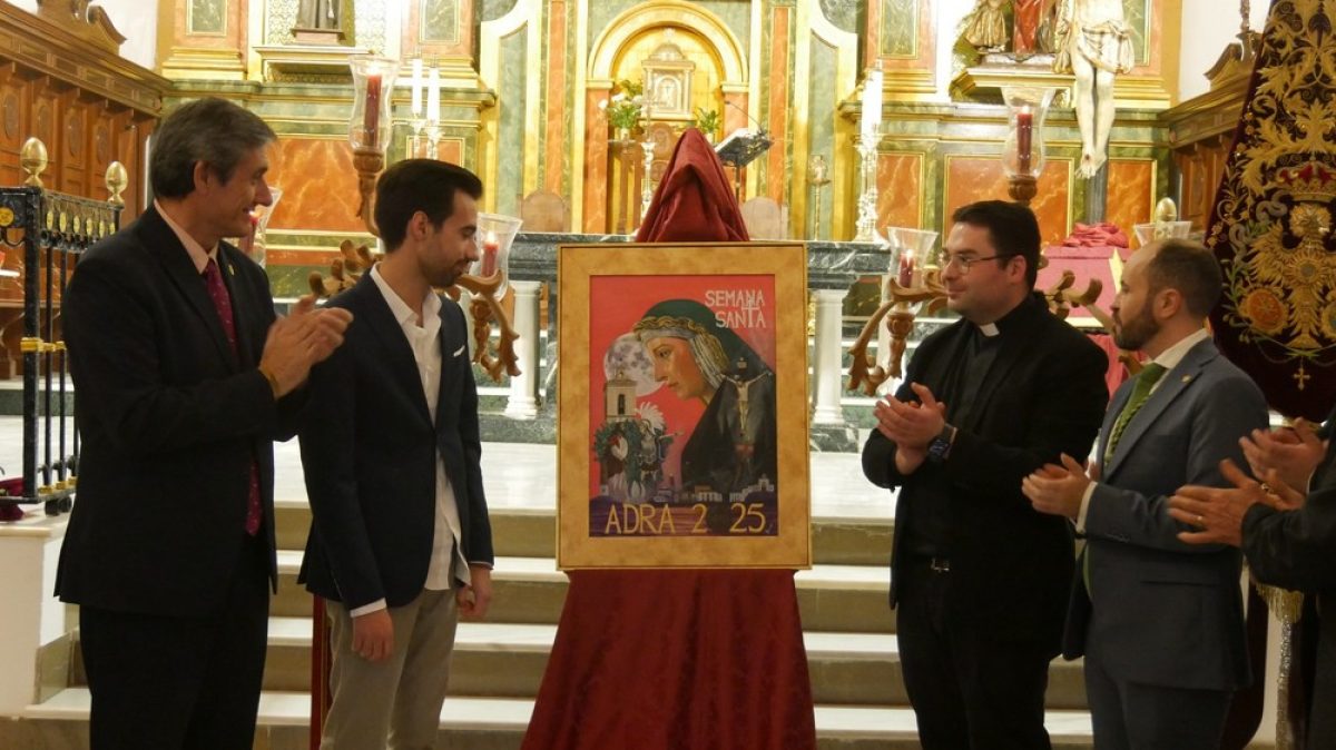 La ciudad de Adra presenta el cartel anunciador de Semana Santa de 2025 con el autor Guillermo Rodríguez García